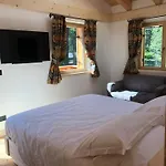 Rifugio D'ajal Oda ve Kahvaltı Pocol