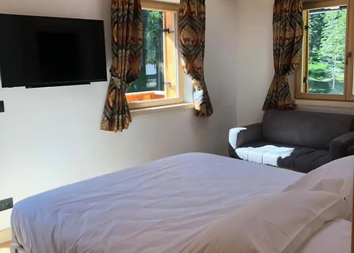 Rifugio D'ajal Nocleg ze śniadaniem Pocol