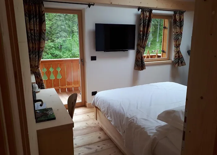 Nocleg ze śniadaniem Rifugio D'ajal 3*